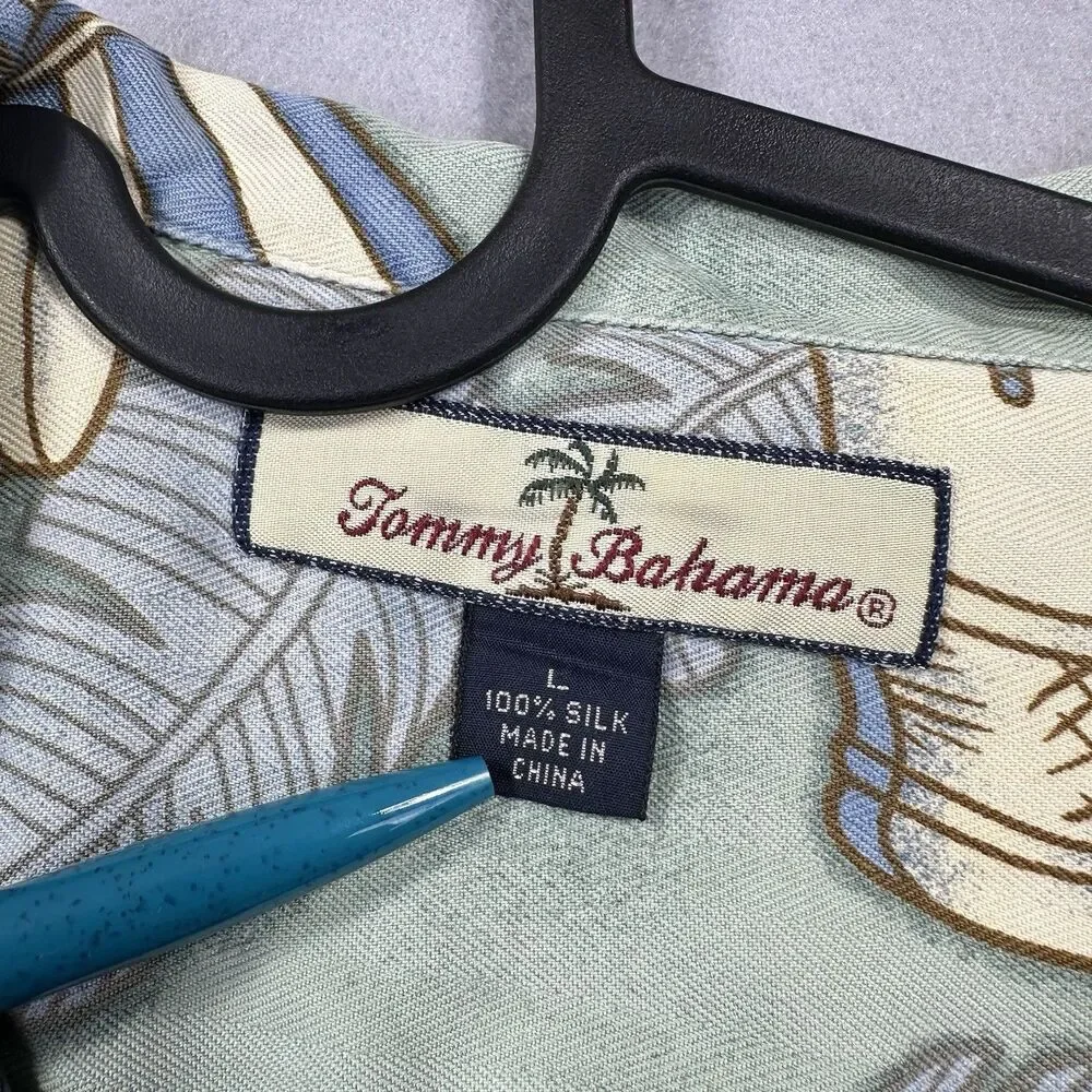 Tommy Bahama‎ Men's Large 100% Silk Short Sleeve Button Up Hawaiian Bongo Shirt
